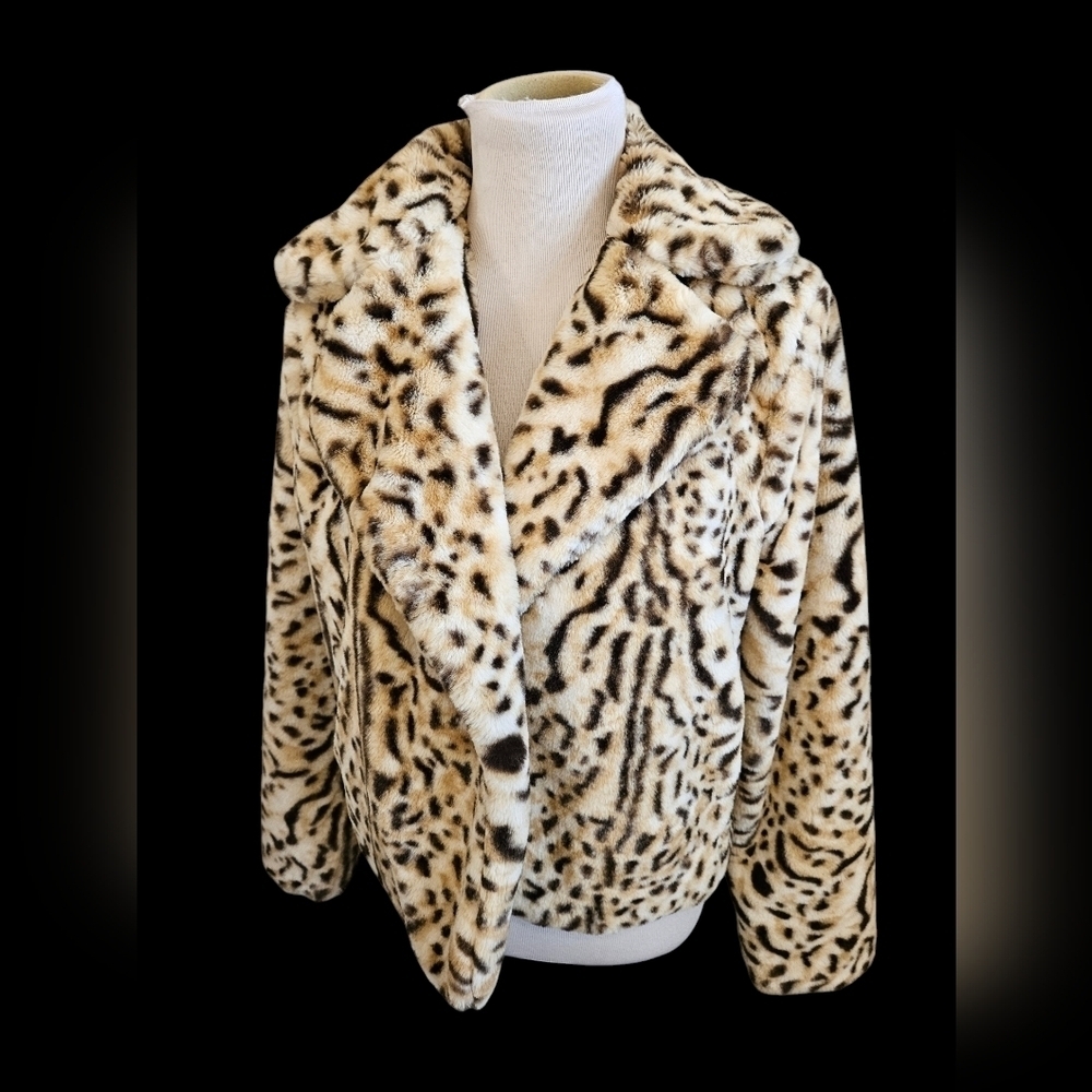 Cheetah open front cardigan coat size med. - Picture 2 of 16
